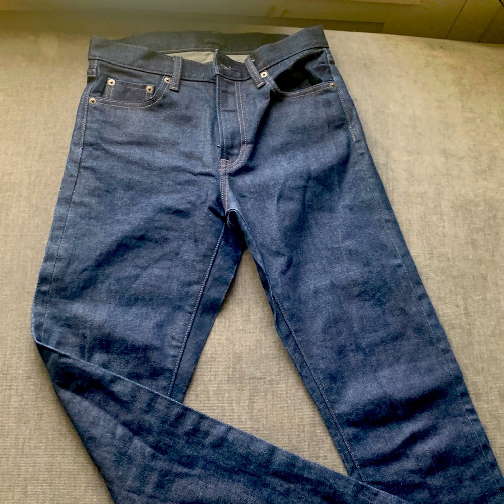 Uniqlo dark denim 28x32